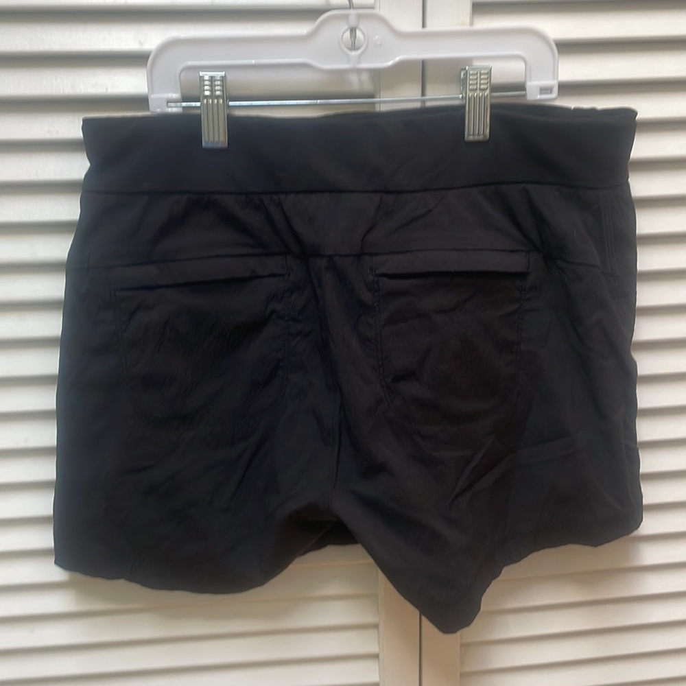 Athleta Ripstop Trekkie Short - Picture 2 of 5